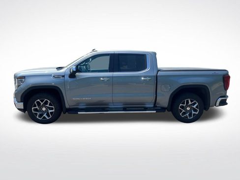 Used 2023 GMC Sierra 1500 SLT w/ SLT Premium Plus Package AWD/4WD image 2