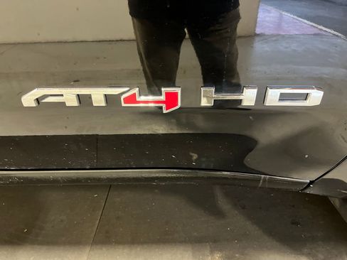 Used 2022 GMC Sierra 2500 AT4 w/ Gooseneck/5TH Wheel Package image 38