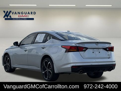 Used 2024 Nissan Altima 2.5 SR AWD/4WD image 6
