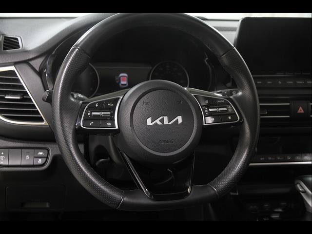 Used 2023 Kia Seltos SX w/ SX Sunroof Package AWD/4WD image 7