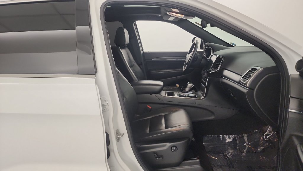 Used 2022 Jeep Grand Cherokee Limited RWD image 28