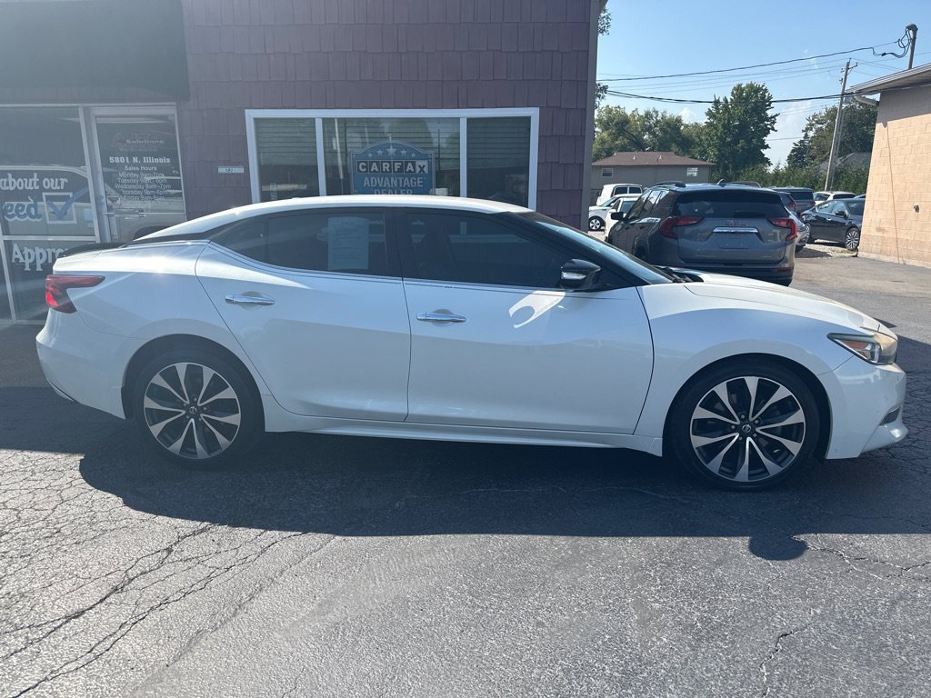 Used 2016 Nissan Maxima SR FWD image 4