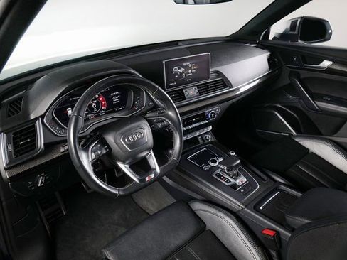 Used 2019 Audi SQ5 Premium Plus w/ Premium Plus Package image 3