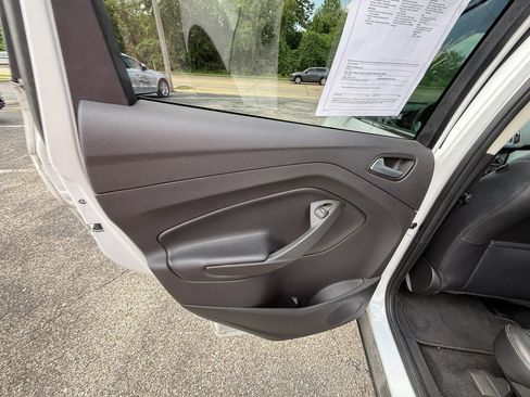 Used 2018 Ford Escape SEL AWD/4WD image 14