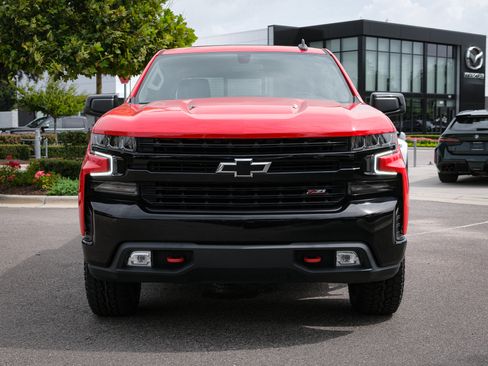Used 2021 Chevrolet Silverado 1500 LT Trail Boss w/ Convenience Package II AWD/4WD image 3