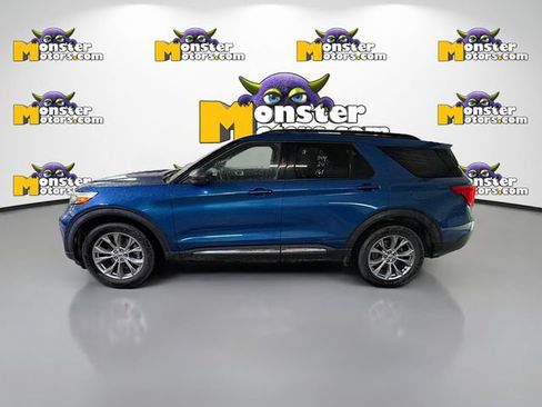 Used 2020 Ford Explorer XLT w/ Equipment Group 202A AWD/4WD image 7