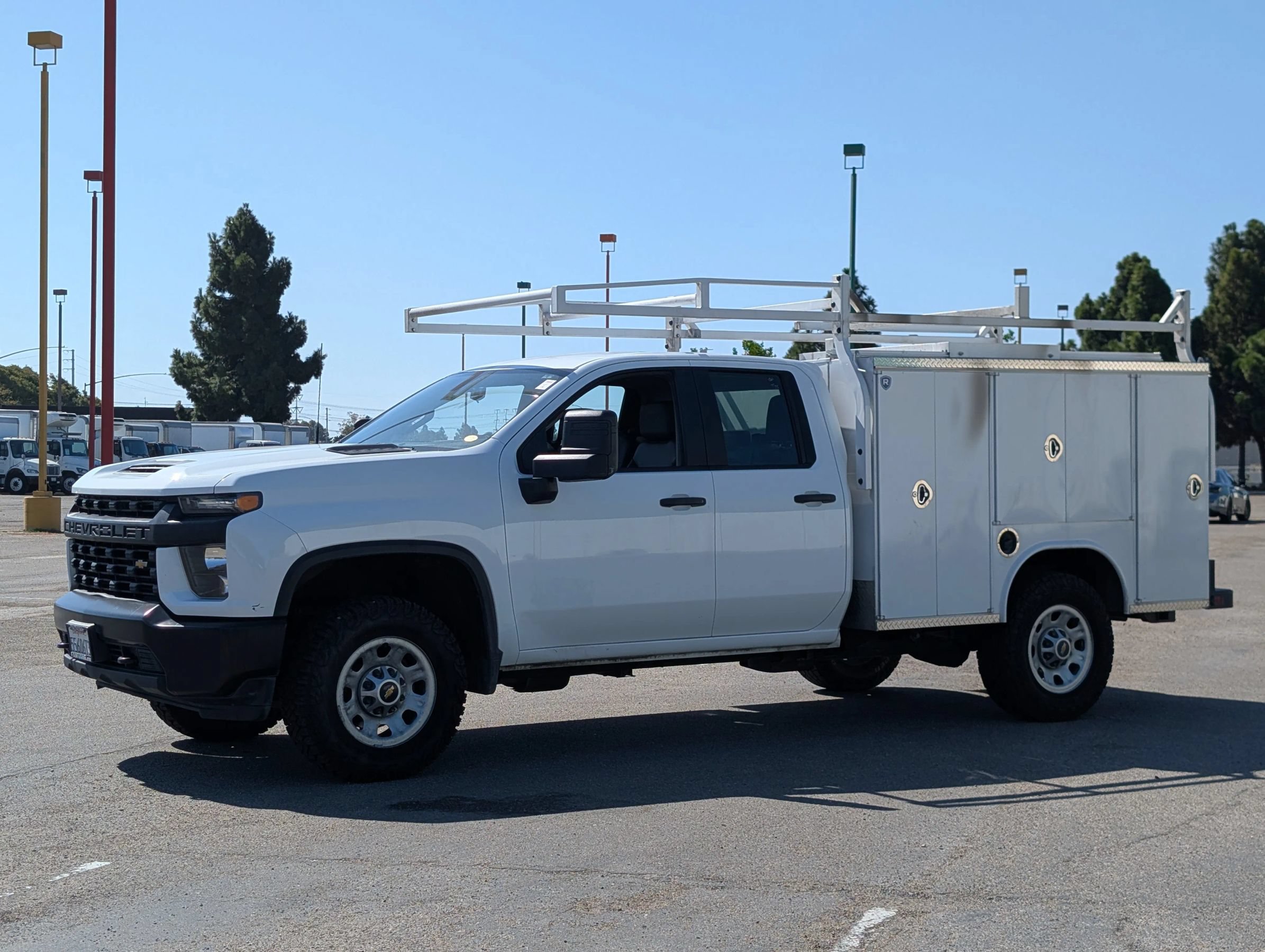 Used 2022 Chevrolet Silverado 3500 W/T RWD image 4
