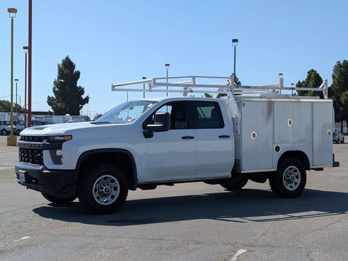 Used 2022 Chevrolet Silverado 3500 W/T RWD image 4