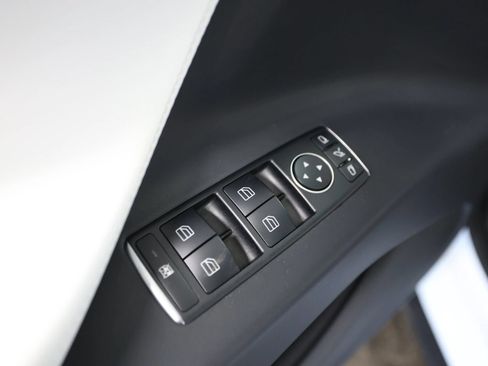 Used 2020 Tesla Model X Long Range AWD/4WD image 26