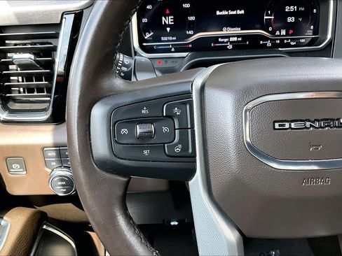 Used 2022 GMC Sierra 1500 Denali w/ Denali Reserve Package AWD/4WD image 24
