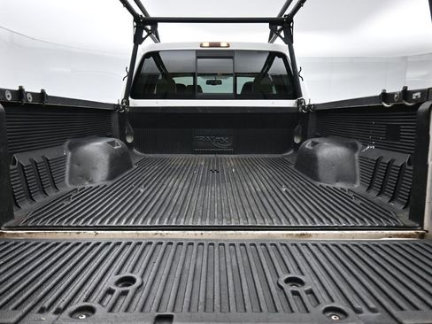 Used 2010 Ford F250 Lariat image 43
