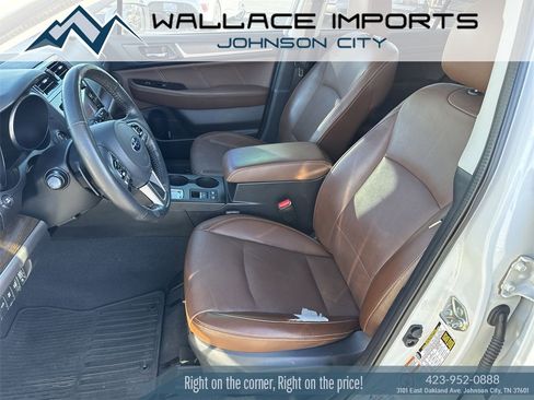 Used 2017 Subaru Outback 2.5i Touring image 14