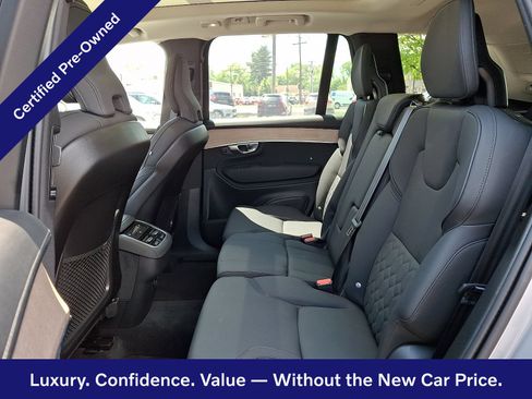 Certified 2025 Volvo XC90 B6 Plus AWD/4WD image 11