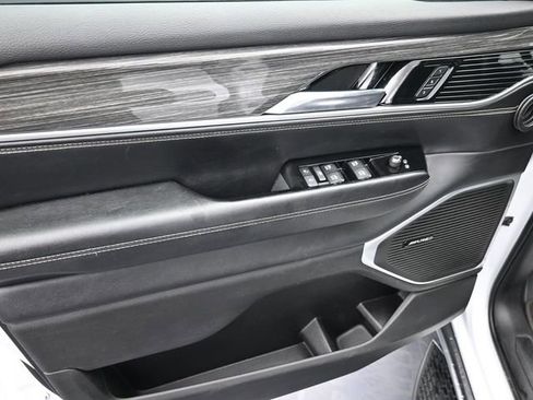 Used 2022 Jeep Wagoneer Series III image 26