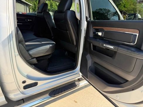 Used 2017 RAM 2500 Laramie AWD/4WD image 69