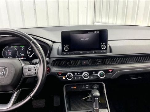 Certified 2025 Honda CR-V Sport image 6
