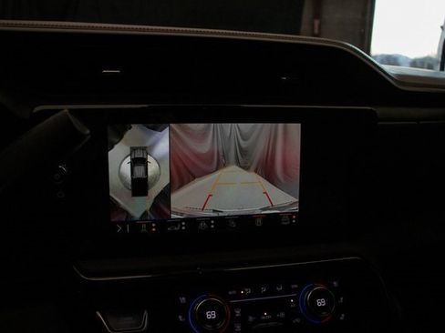 Used 2024 GMC Sierra 3500 AT4 w/ AT4 Premium Plus Package image 43