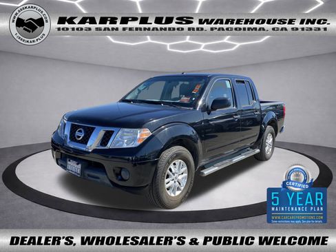 Used 2018 Nissan Frontier SV image 1