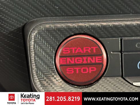 Used 2025 Ford Mustang Premium RWD image 25