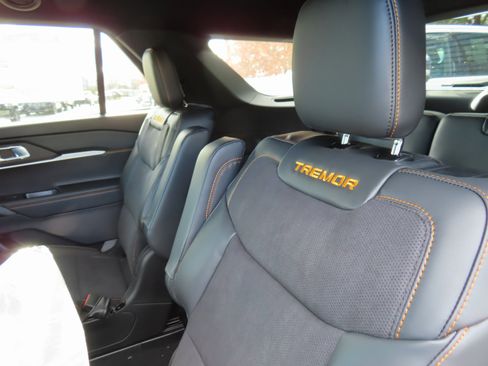 New 2026 Ford Explorer Tremor w/ Tremor Convenience Package image 16