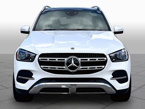 Used 2025 Mercedes-Benz GLE 350 4MATIC image 4