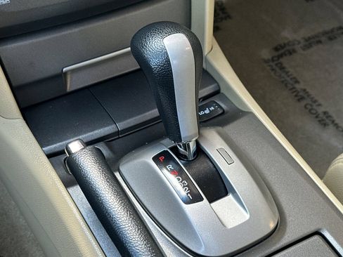 Used 2011 Honda Accord EX-L image 21