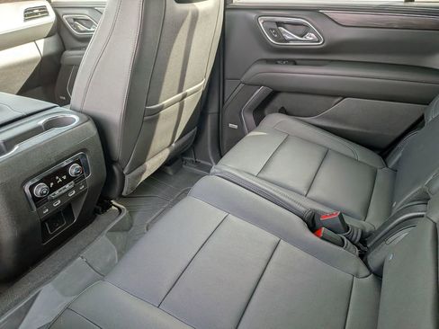 Used 2024 Chevrolet Tahoe Z71 AWD/4WD image 37