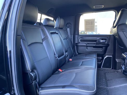 Used 2024 RAM 3500 Laramie w/ Night Edition image 37