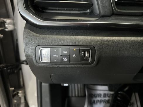 New 2026 GMC Terrain AT4 w/ Convenience Package III image 18