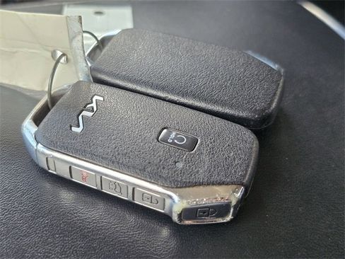 Certified 2022 Kia Telluride EX w/ EX Premium Package image 43