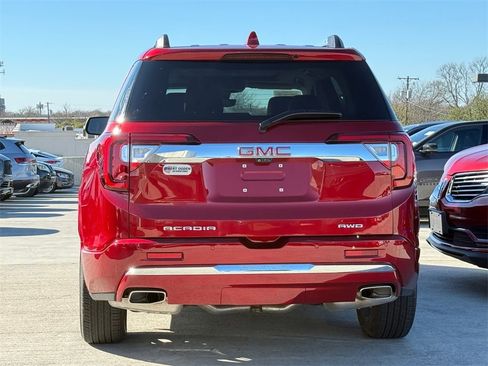 Used 2023 GMC Acadia Denali w/ Denali Ultimate Package image 8