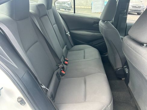 Used 2024 Toyota Corolla LE FWD image 27