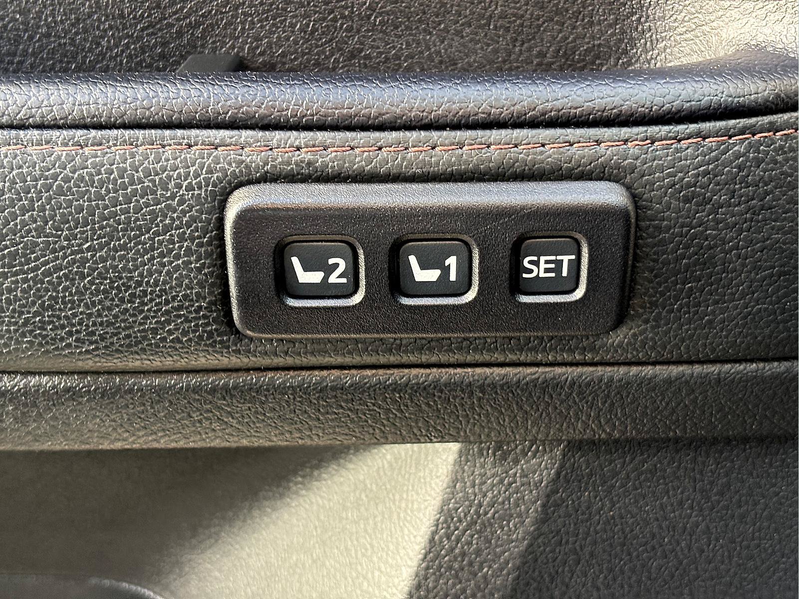 Used 2020 Toyota 4Runner Limited AWD/4WD image 17