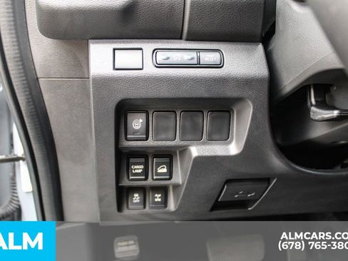 Used 2025 Nissan Frontier PRO-4X AWD/4WD image 31
