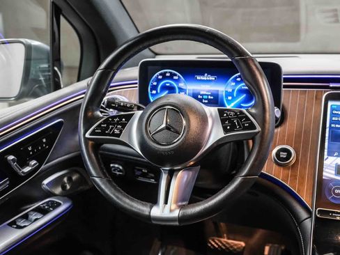 Certified 2023 Mercedes-Benz EQE 500 4MATIC SUV image 18