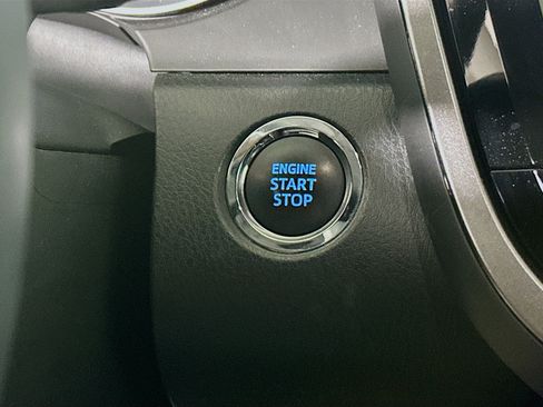 Used 2024 Toyota Camry XLE FWD image 20