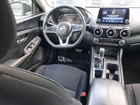 Used 2024 Nissan Sentra SV FWD image 8