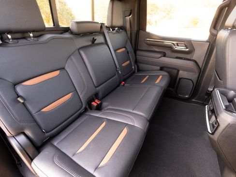 Used 2024 GMC Sierra 1500 AT4 w/ Technology Package image 32