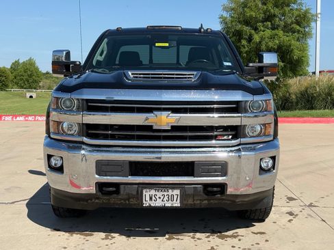 Used 2019 Chevrolet Silverado 2500 LTZ w/ Duramax Plus Package AWD/4WD image 2
