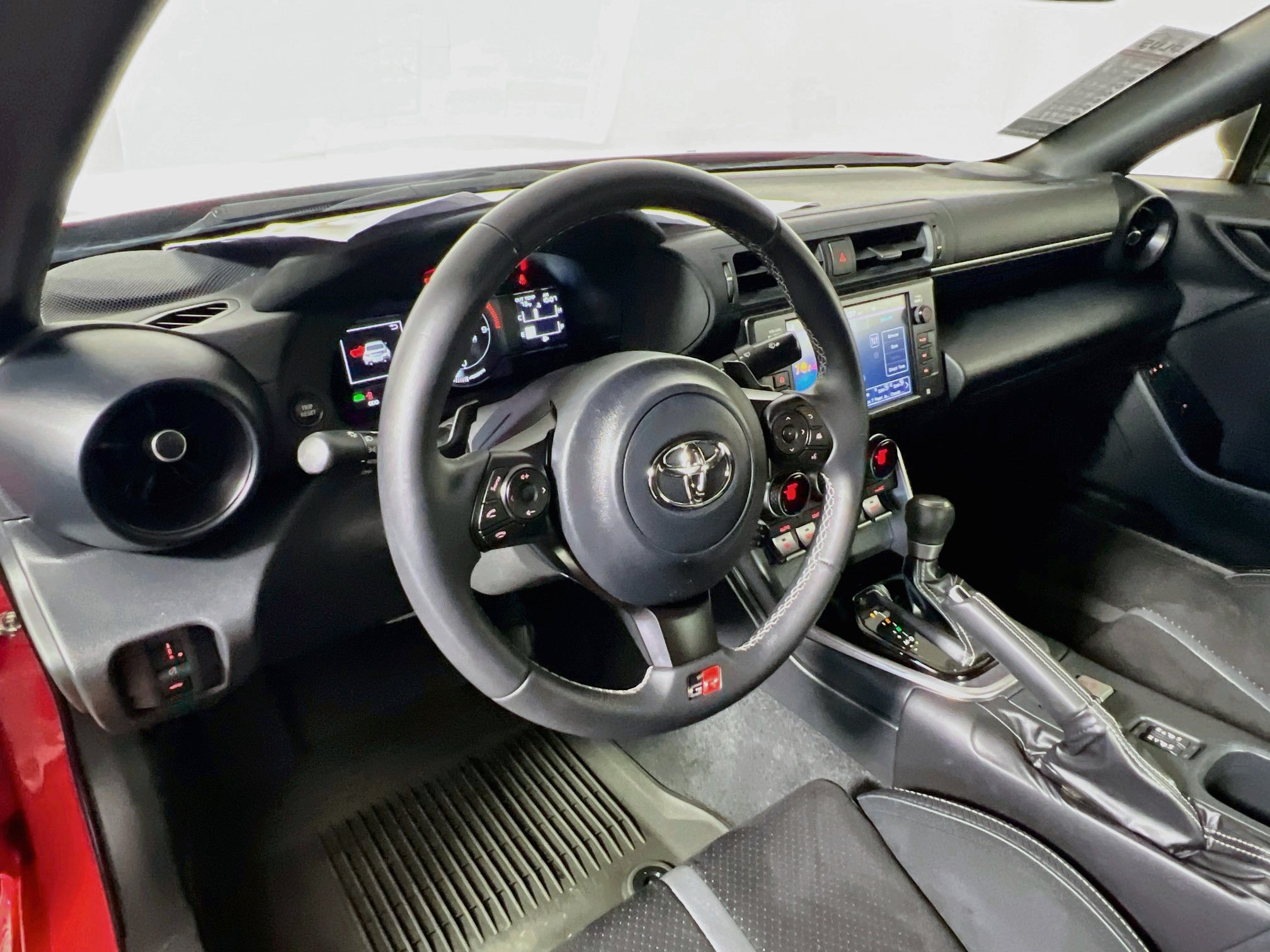 Used 2024 Toyota GR86 Premium RWD image 28