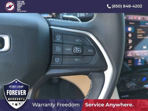 Used 2022 Jeep Grand Cherokee Limited 4xe w/ Luxury Tech Group II AWD/4WD image 22