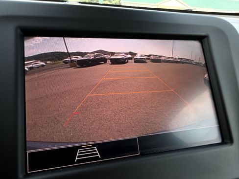 Used 2024 Chevrolet Equinox LT w/ LPO, Floor Liner Package FWD image 16