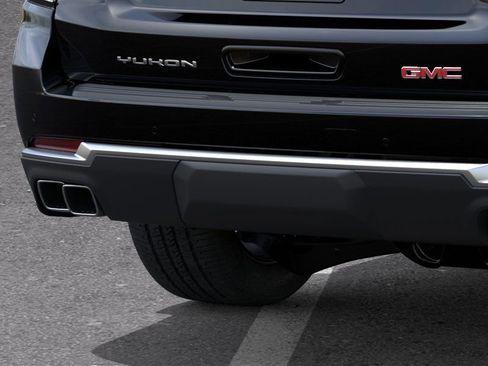 New 2026 GMC Yukon Denali image 7