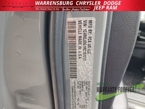 Used 2024 Dodge Durango GT image 11