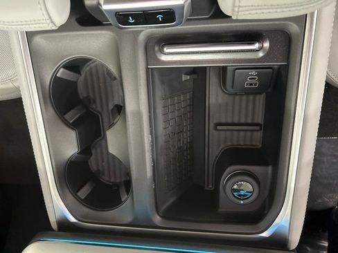 New 2025 Ford Expedition Max Platinum w/ Driver's Package image 14