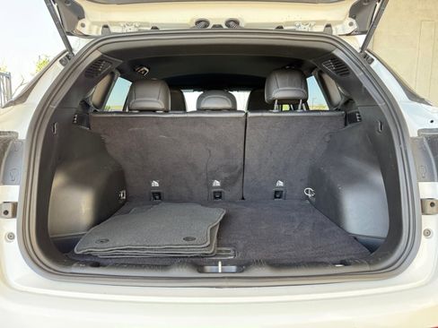 Used 2024 Jeep Compass Latitude image 19