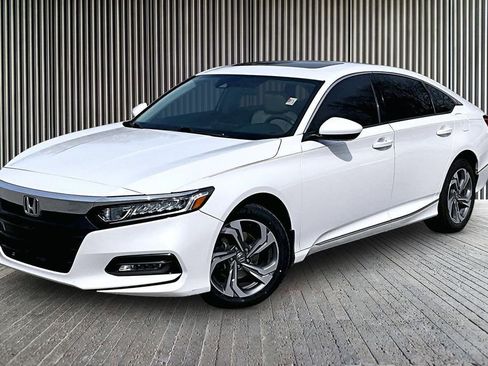 Used 2020 Honda Accord EX image 11