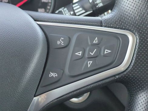 Used 2022 Chevrolet Equinox LT w/ LPO, Floor Liner Package image 23