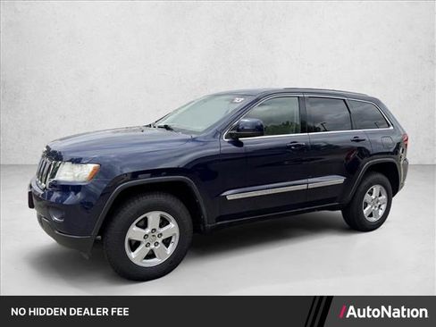 Used 2013 Jeep Grand Cherokee Laredo AWD/4WD image 1