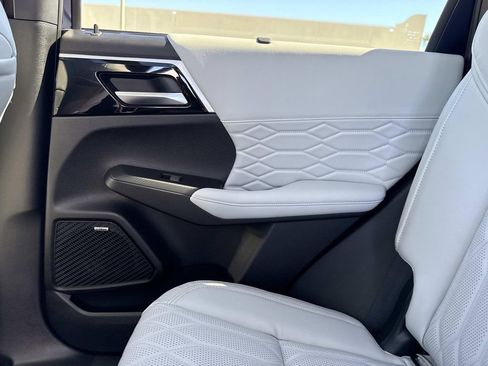 New 2026 Mitsubishi Outlander SEL AWD/4WD image 16